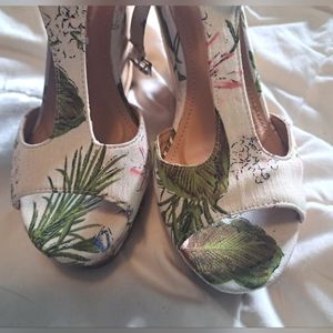 LFL tropical wedge heel size 7.5
